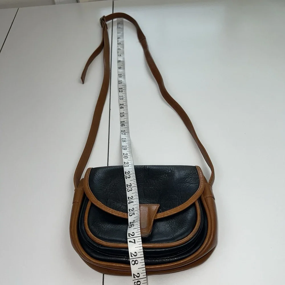 Volare Group Black and Brown Leather Snap Close Crossbody Purse